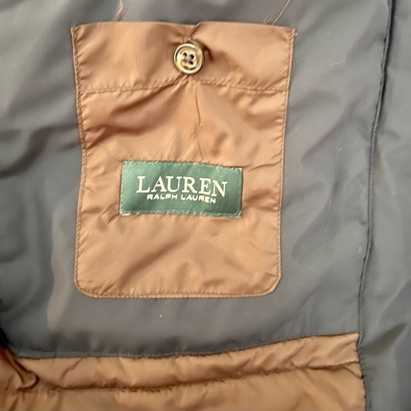 Lauren Ralph Lauren navy colored jacket. Pimaloft Size 44R - Picture 3 of 12